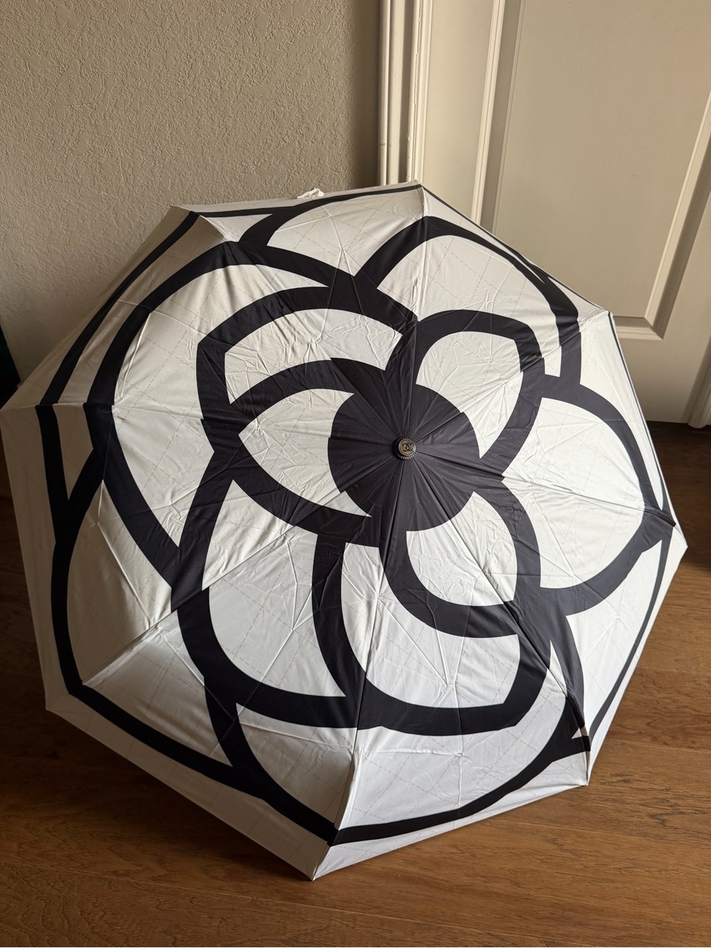 Stylish Black & White Floral-Pattern Umbrella